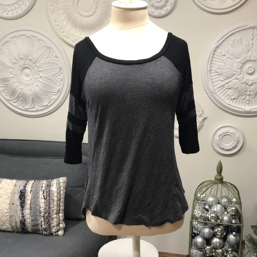 Women’s baseball tee